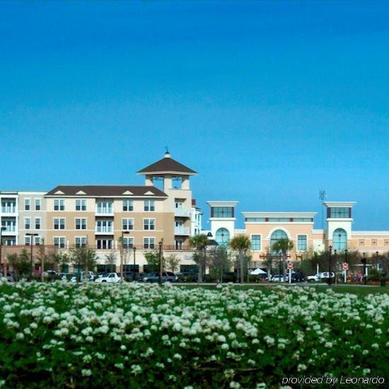 Suites Of The Market Common By Beach Vacations Conway Exterior foto